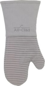 Single All-Clad Premium Silicone Oven Mitt in Titanium Gray, showing textured silicone grip