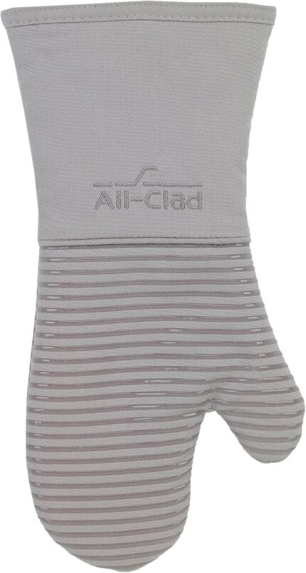 Single All-Clad Premium Silicone Oven Mitt in Titanium Gray, showing textured silicone grip